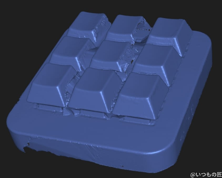 screenshot | 3dプリンターの匠 黒い左手デバイスの3Dスキャン結果は、穴空きはあるが、かなり詳細にスキャンできた