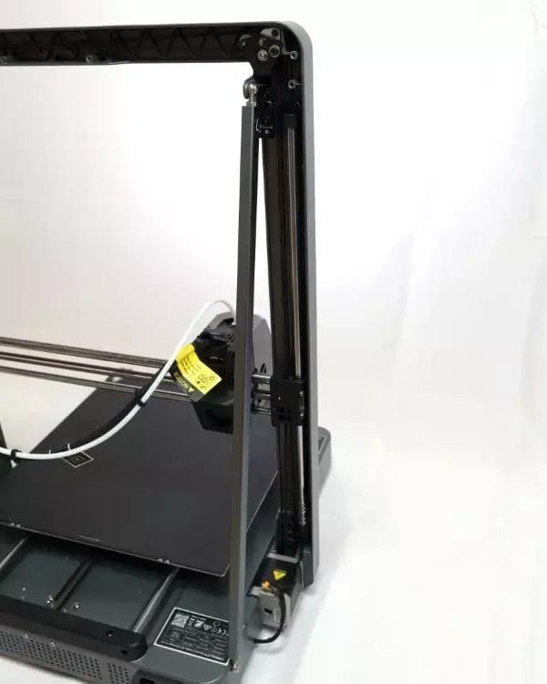 ender3v3plus-y-supports | 3dプリンターの匠 Ender-3 V3 Plus レビュー
Y軸の支柱